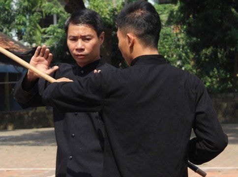 Diễn viên đóng thế Công Lý bị chém trúng tay phải đi cấp cứu