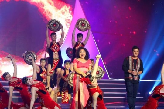 Siu Black bất ngờ hát trở lại sau biến cố nợ nần