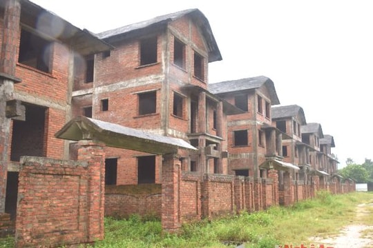 'Cẩn trọng thừa nguồn cung bất động sản'