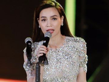 Hồ Ngọc Hà lập cú đúp giải thưởng ở Zing Music Awards 2016