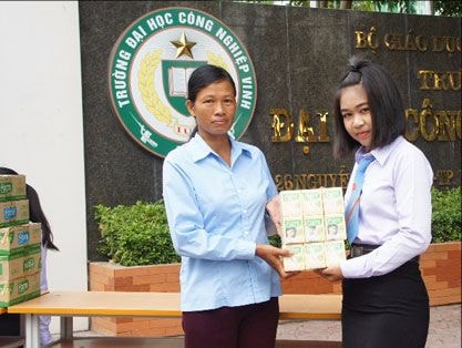 Nghệ An: 400 lượt sinh viên quốc tế giao lưu với các gia đình Việt