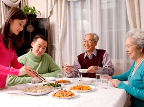 Mẹo ăn uống không tăng cân dịp Tết