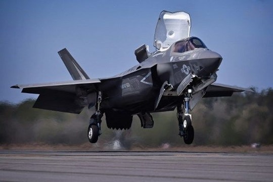 Mỹ triển khai phi đội máy bay tiêm kích F-35 tới Nhật Bản