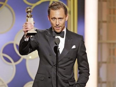 Tom Hiddleston 'hứng gạch' dù giành giải Quả cầu vàng
