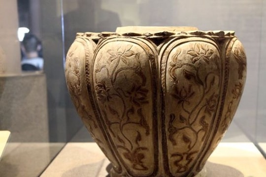 Chiêm ngưỡng 18 bảo vật Quốc gia lần đầu được công bố