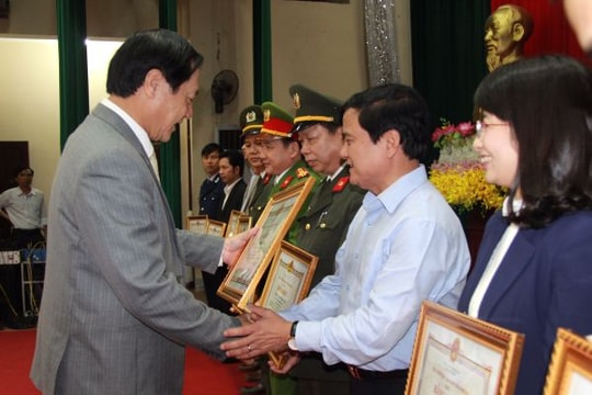 50 tập thể và cá nhân được tặng bằng khen tại HKPĐ toàn quốc