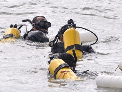 Hình ảnh hiếm của đặc công người nhái Việt Nam trong lòng biển