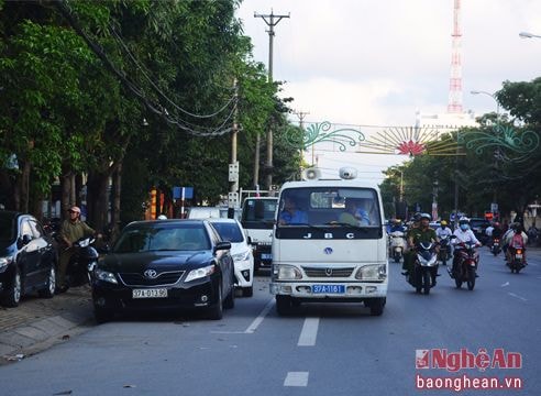 Năm 2017, TP.Vinh tập trung xử lý ùn tắc và giải tỏa hành lang ATGT