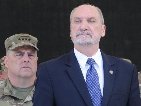 Bộ Quốc phòng Ba Lan công bố thời hạn kết thúc 'sự thống lĩnh của Nga ở Trung Âu'.