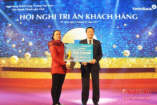 Vietinbank chi nhánh thành phố Vinh tri ân khách hàng