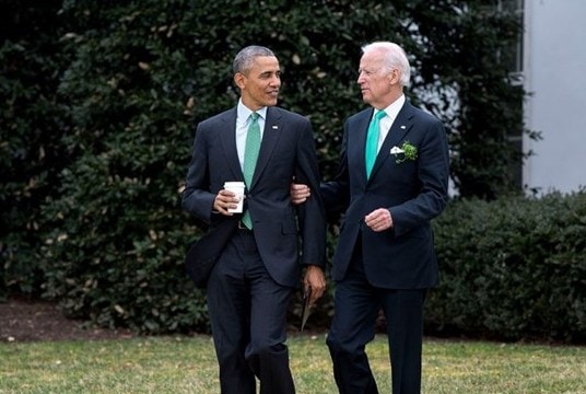 Chùm ảnh thân thiết giữa Tổng thống Obama và Phó Tổng thống Biden