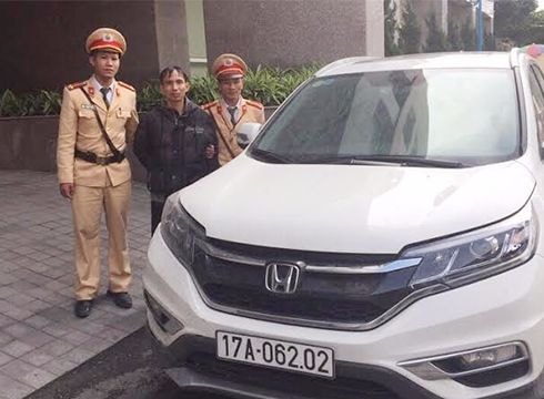 Cảnh sát giao thông tóm gọn kẻ trộm xế hộp