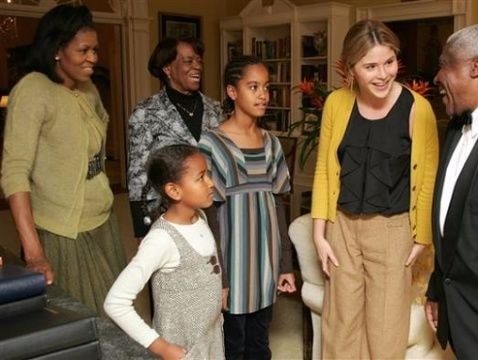 Những hình ảnh hiếm về các cô con gái nhà OBama