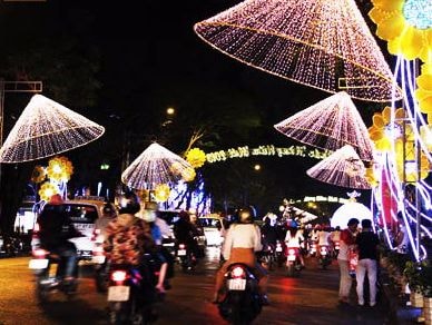 Để 'tháng củ mật' được bình an