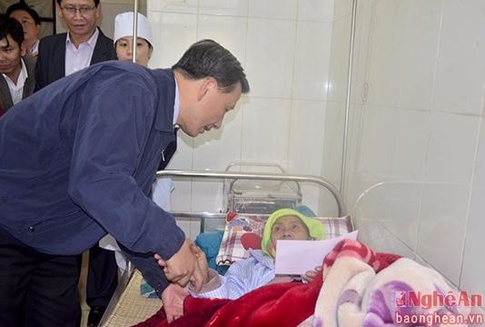 Phó Bí thư Tỉnh ủy Lê Quang Huy thăm, chúc Tết tại huyện Quỳ Châu và Quỳ Hợp