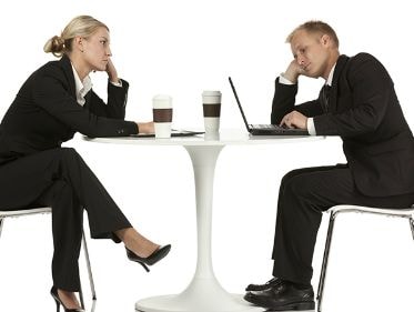 Ngồi lâu khiến cơ thể già đi 8 tuổi