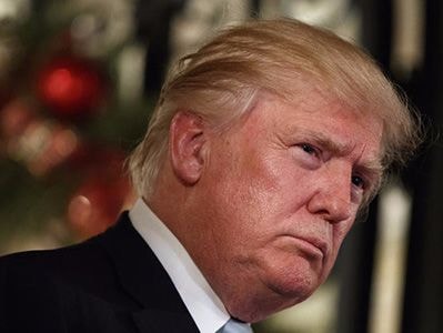 Trump bị nhóm luật sư đâm đơn kiện