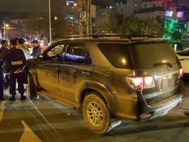 Chấm dứt HĐLĐ với lái xe Thanh tra Bộ LĐTB&XH tát cảnh sát