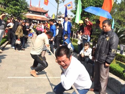 Linh thiêng Lễ hội Đền Vua Quang Trung