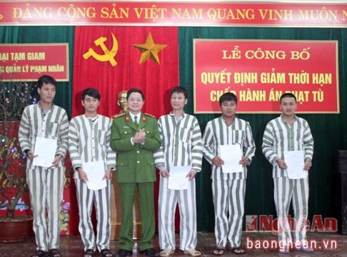 Giảm thời hạn chấp hành án phạt tù cho 31 phạm nhân dịp Tết