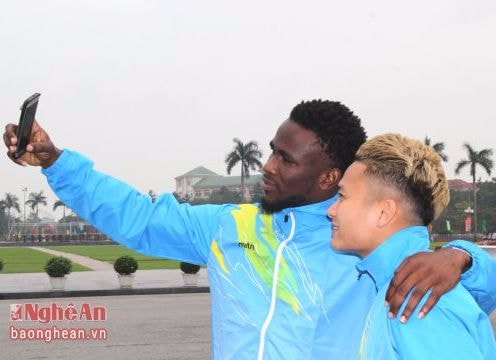 Ngoại binh SLNA háo hức đón Tết Việt