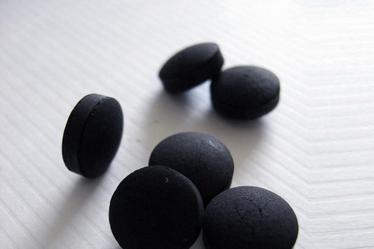 Mẹo khử mùi tanh tủ lạnh ngày Tết