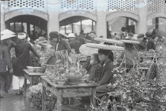 Tết xưa Hà Nội qua ảnh tư liệu quý