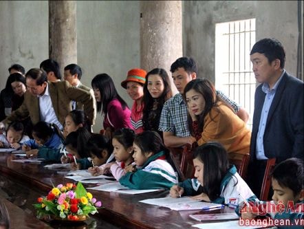 Khai bút đầu xuân – nét đẹp truyền thống làng Quỳnh