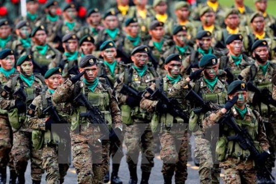 Ông Duterte đòi Mỹ không trữ vũ khí tại các doanh trại ở Philippines