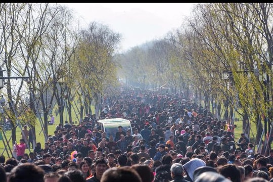 Hàng triệu du khách Trung Quốc tràn về các điểm du lịch