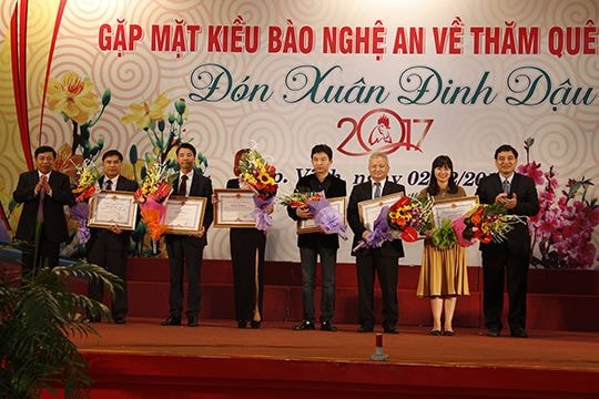 Nghệ An: Kiều hối chuyển về đạt gần nửa tỷ USD năm 2016