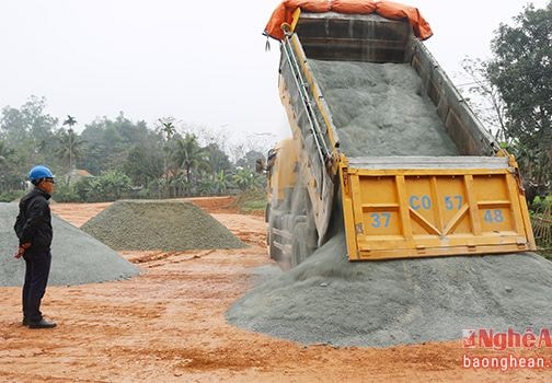 Đô Lương xây dựng bãi đỗ xe rộng 10.000 m2 phục vụ lễ hội đền Quả Sơn