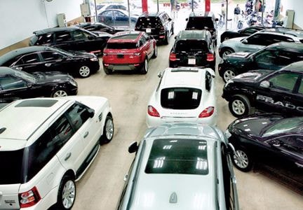 Ôtô con nhập khẩu tăng gấp 3 lần ngay khi thuế giảm