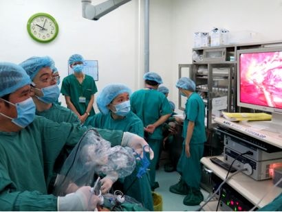 Lần đầu tiên Việt Nam thực hiện ghép thận chéo người cho thành công