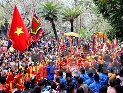 Bộ Công Thương sẽ kỷ luật cán bộ đi lễ chùa trong giờ hành chính