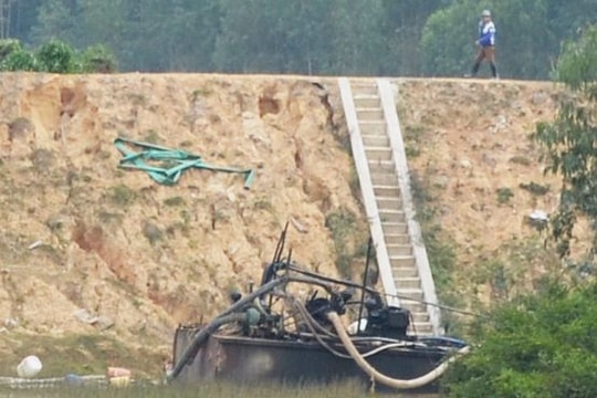 Rút kinh nghiệm từ việc tận thu đất, cát lòng hồ đập tại xã Quỳnh Lộc