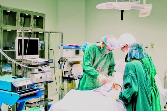 Thực hiện tự chủ ở bệnh viện công lập: Xu thế tất yếu