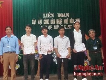 Tân Kỳ gặp mặt 135 thanh niên nhập ngũ đợt 1/2017
