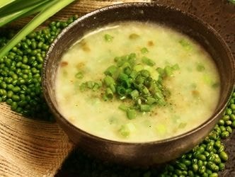 Người bị bệnh thủy đậu nên ăn gì để nhanh hồi phục?