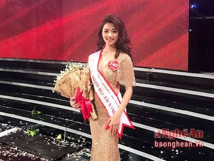Cô gái Thanh Chương được vinh danh tại đêm nhan sắc 'Người đẹp Kinh Bắc 2017'