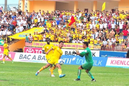 Giám đốc điều hành SLNA: 'Thắng thua và trọng tài là một phần của cuộc chơi'