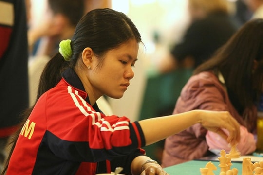 Thảo Nguyên chiến thắng chấn động ở giải cờ vua vô địch thế giới