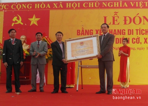 Đền Diên Cờ đón nhận Bằng Di tích lịch sử cấp Quốc gia