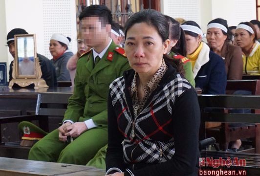 Giấu ma túy trong hộp bánh mang đi bán, lĩnh án 15 năm tù