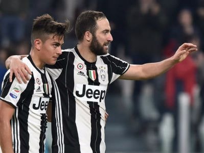Juventus thắng đậm trận đá sớm, bỏ cách Roma tới 10 điểm