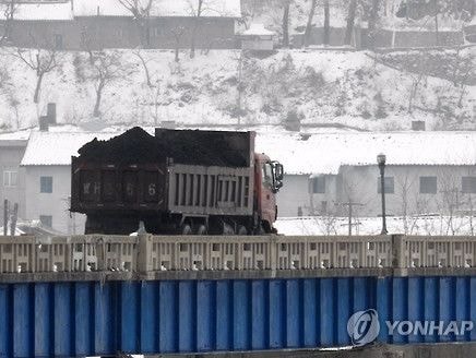Vì sao Trung Quốc đột ngột ngừng nhập khẩu than từ Triều Tiên?