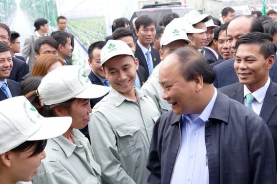 Người có lòng tự trọng không đi xin bằng khen