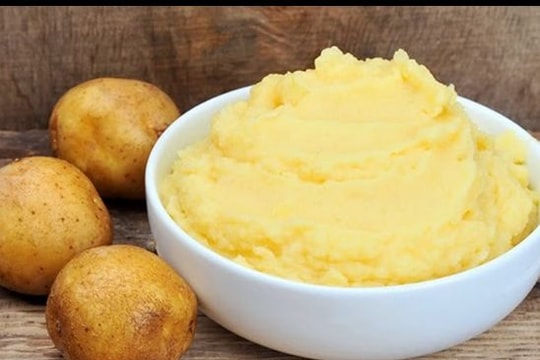 Bí quyết sở hữu làn da trắng hồng, mịn màng từ khoai tây