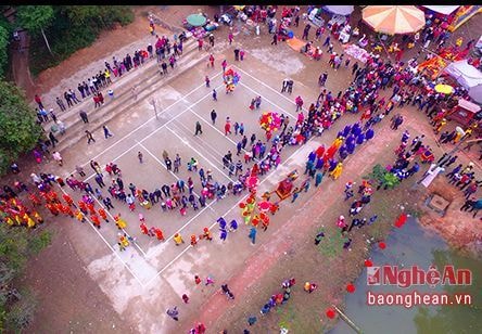 Những hình ảnh ấn tượng tại Lễ hội đền Đức Hoàng