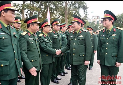 Bộ trưởng Bộ Quốc phòng: LLVT Nghệ An tiếp tục tham mưu đúng, trúng, có hiệu quả, xử lý kịp thời các tình huống